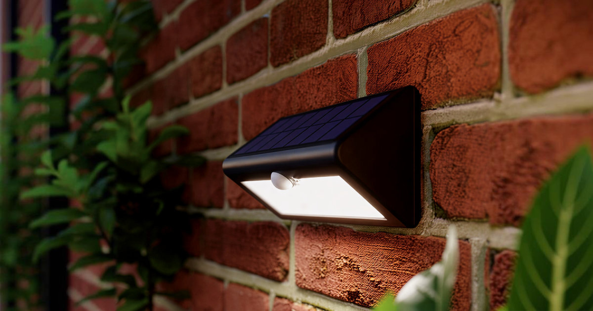 luminaria exterior con sensor de movimiento